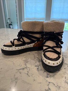 Inuikii Cream Shearling Lace-Up Platform Boots with Black Trim